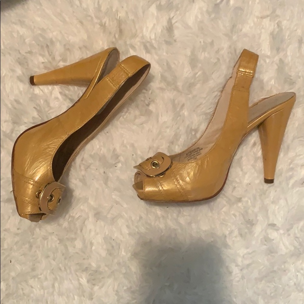 Peep Toe Pumps